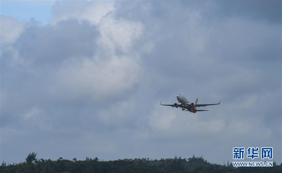 (在習(xí)近平新時代中國特色社會主義思想指引下——新時代新作為新篇章·總書記關(guān)切開放事·圖文互動)(2)開放的故事講不完——海南開放再“提速”