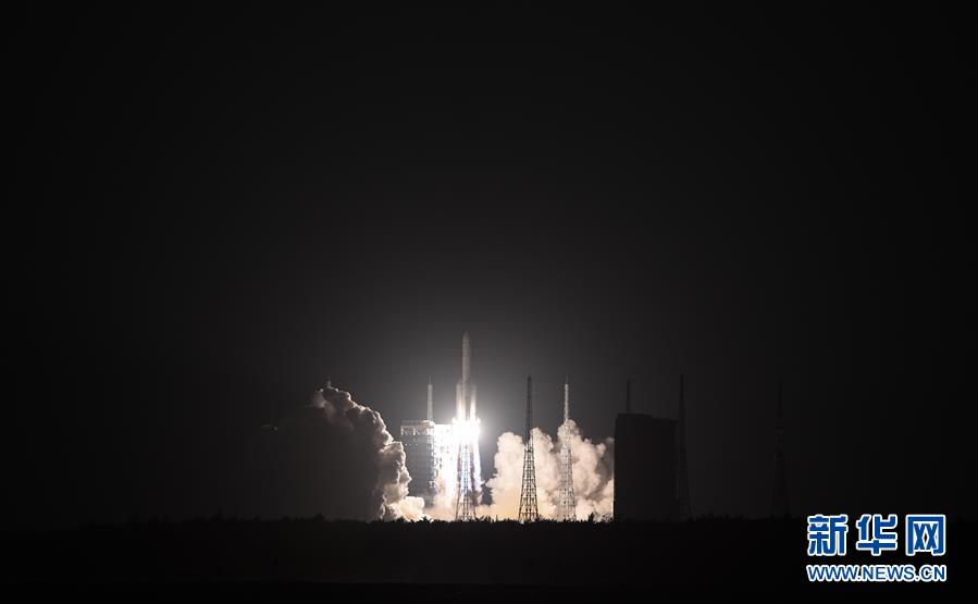 (新華全媒頭條·圖文互動(dòng))(2)“胖五”問(wèn)天記——中國(guó)“最強(qiáng)火箭”長(zhǎng)征五號(hào)復(fù)出紀(jì)實(shí)