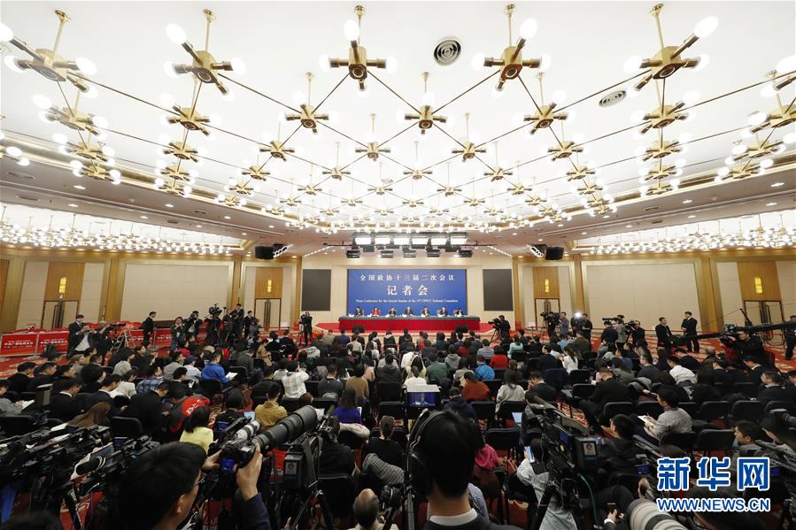 （兩會&middot;XHDW）（9）政協委員談優化營商環境、促進民營經濟高質量發展