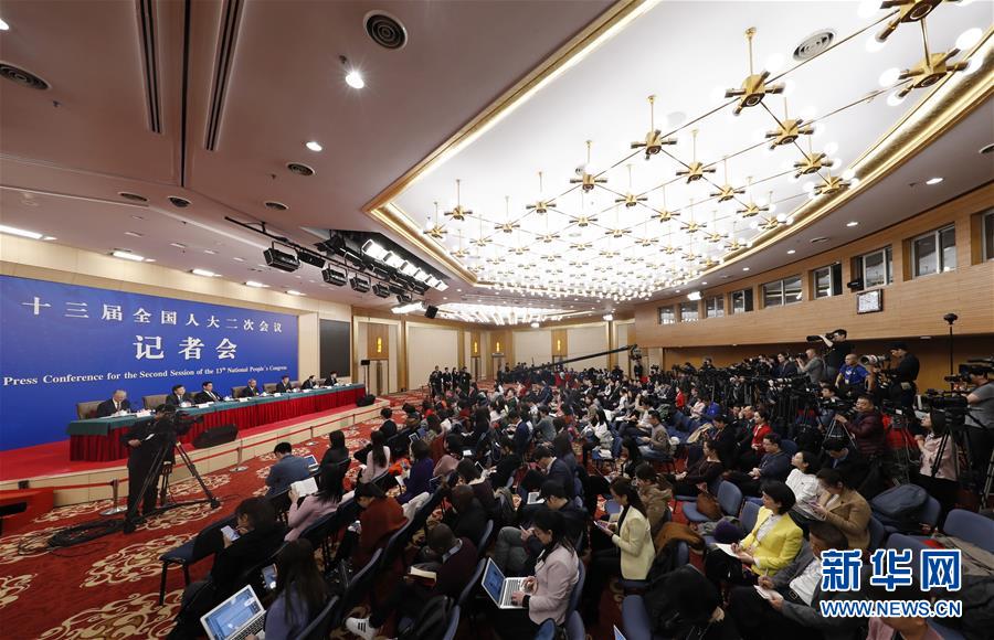 （兩會·XHDW）（2）全國人大相關(guān)負責(zé)人就“人大立法工作”答記者問