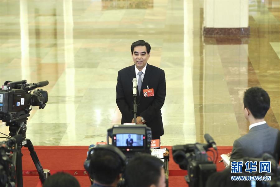 (兩會(huì)·面對(duì)面)(8)采訪部長