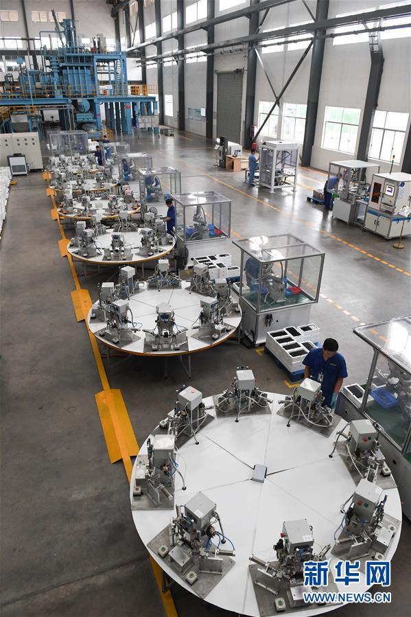 （新華全媒頭條·圖文互動）（8）創新，在復興的征程上——以習近平同志為核心的黨中央關心科技創新工作紀實