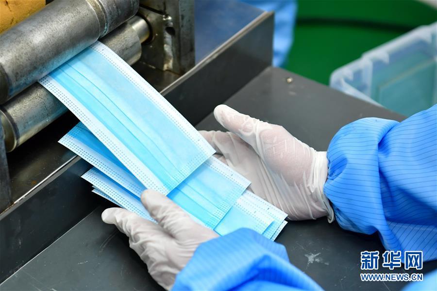 （聚焦疫情防控&middot;圖文互動(dòng)）（3）和時(shí)間賽跑&mdash;&mdash;山西防疫緊缺物資生產(chǎn)一線見(jiàn)聞