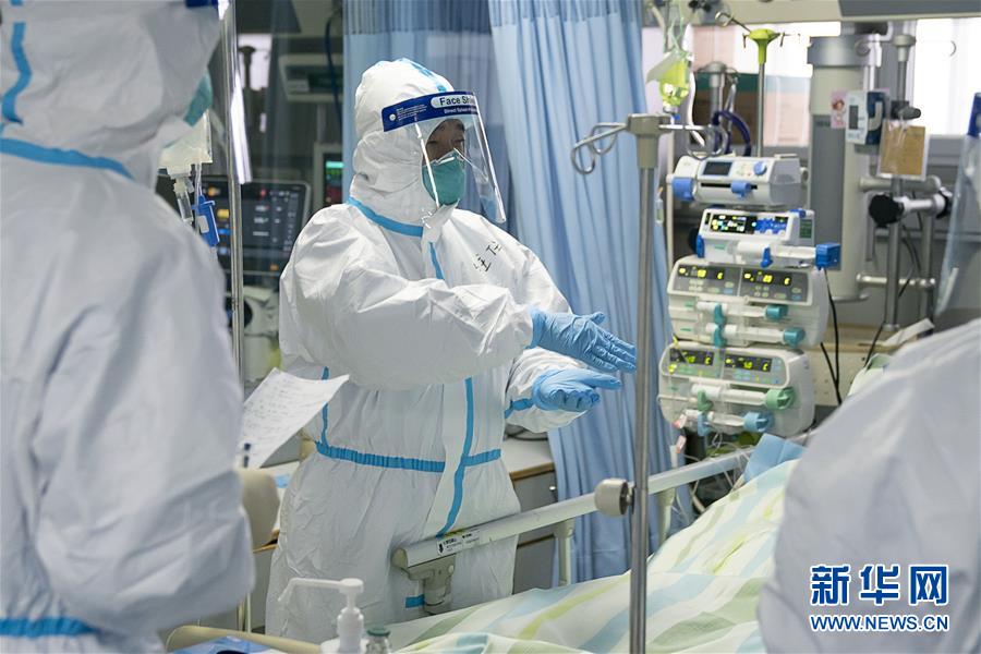 (新華全媒頭條·圖文互動)(13)滄海橫流顯本色 戰“疫”一線黨旗紅——全國各領域基層黨組織和廣大黨員奮力打好疫情防控阻擊戰(1)