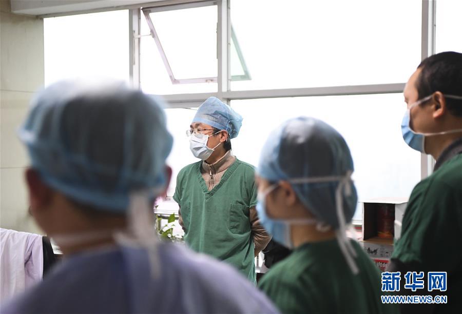 (抗疫一線群英譜·圖文互動)(8)“老兵”崔勇