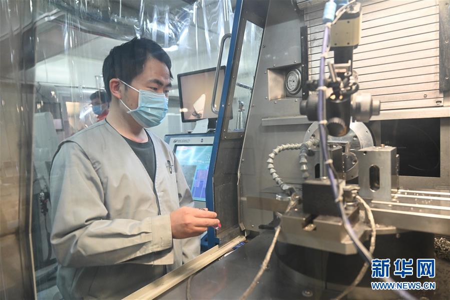 (來自經濟前沿的故事·企業(yè)復工復產·圖文互動)(8)“危機中發(fā)現(xiàn)新商機”——中國科技制造企業(yè)復工復產觀察