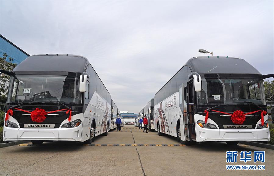 （新華全媒頭條·圖文互動）（7）磨難壓不垮 奮起正當時——習近平總書記在統籌推進新冠肺炎疫情防控和經濟社會發展工作部署會議上的重要講話振奮人心凝聚力量