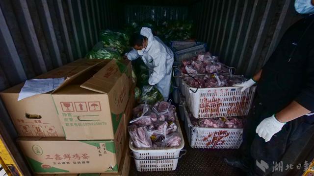 2082859_(新媒體組圖附視頻)應(yīng)急車(chē)隊(duì)司_2.jpg 2082859_(新媒體組圖附視頻)應(yīng)急車(chē)隊(duì)司_2.jpg