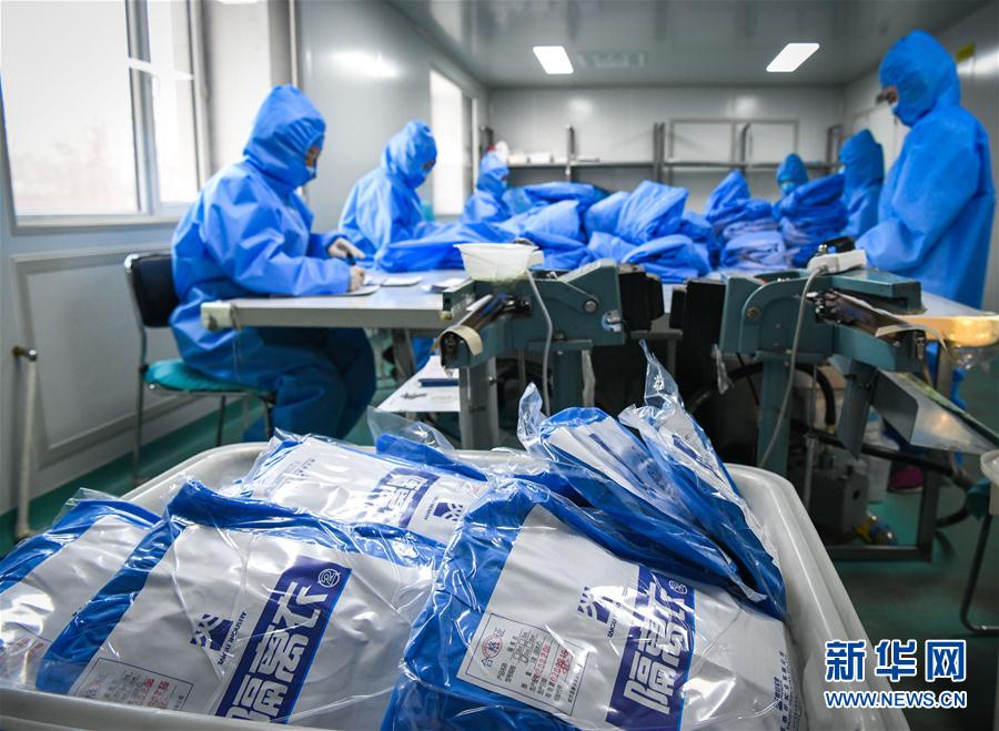 (在習近平新時代中國特色社會主義思想指引下——新時代新作為新篇章·習近平總書記關切事·圖文互動)(3)不放松!——各地努力抓緊抓實抓細疫情防控