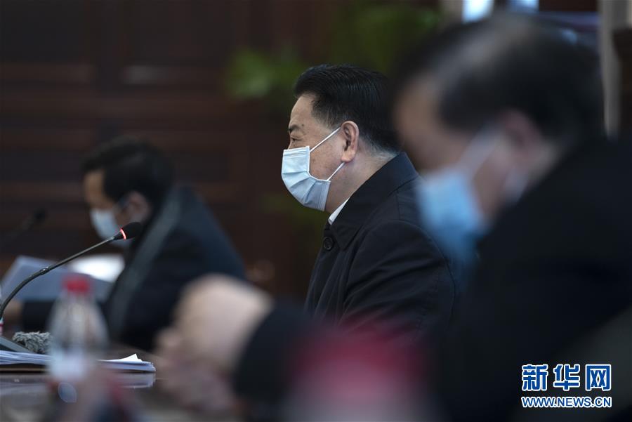 (聚焦疫情防控·圖文互動)(4)急防控所急,沖鋒勇向前——華中科技大學以科研攻關推動疫情防控救治觀察