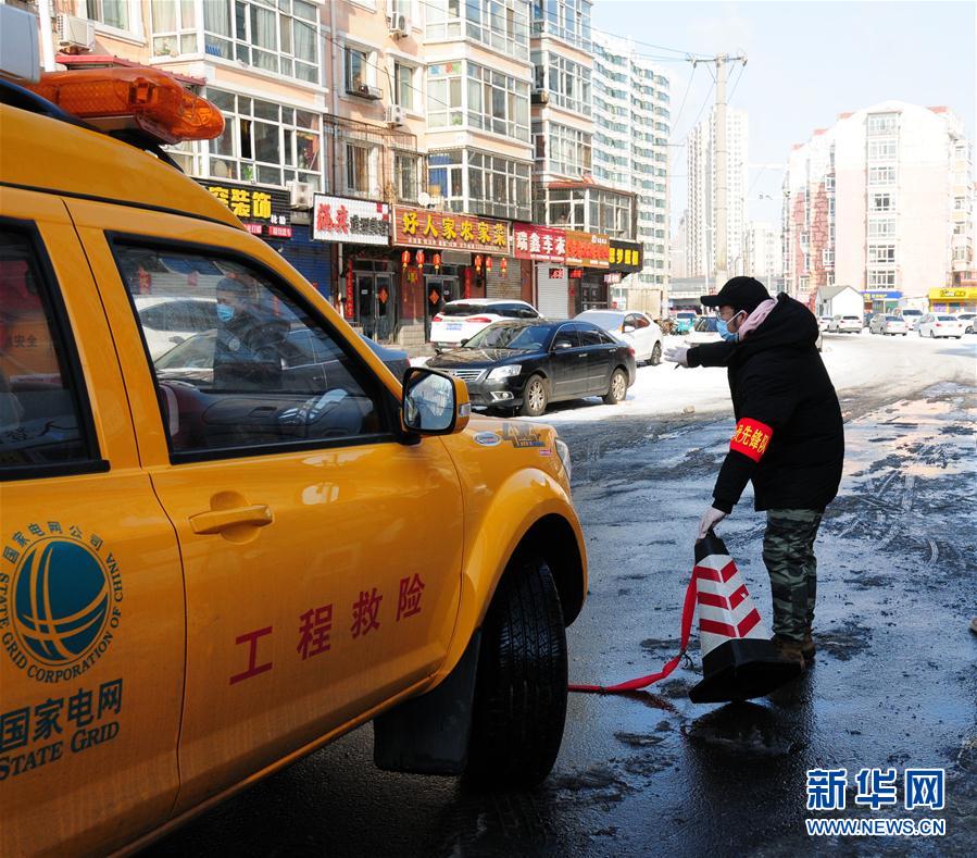 (聚焦疫情防控·圖文互動)(3)不知你是誰,知你為了誰——社區戰“疫”志愿者群像