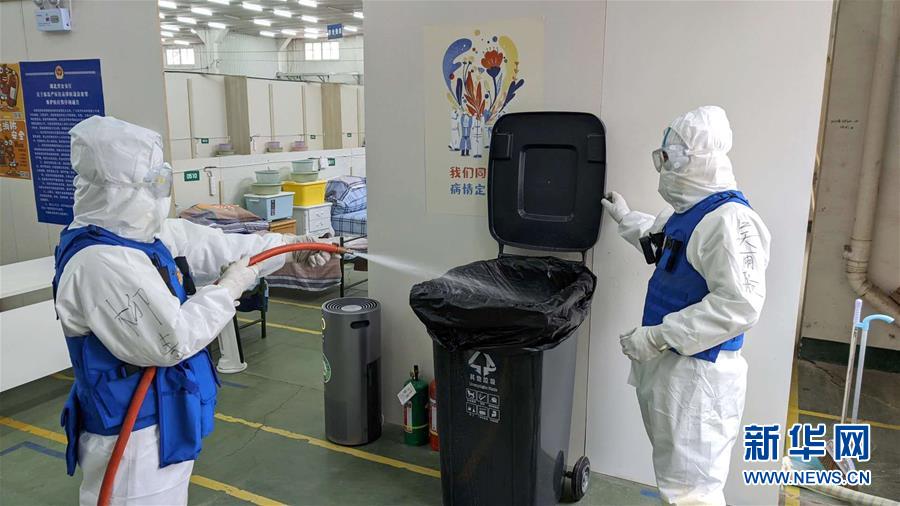 (新華全媒頭條)(2)“疫”線閃耀“火焰藍”——記奮戰湖北抗疫一線的消防救援隊伍