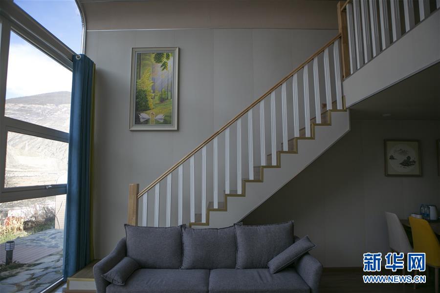 (圖文互動)(5)交通建設讓四川藏區(qū)發(fā)展再飛躍