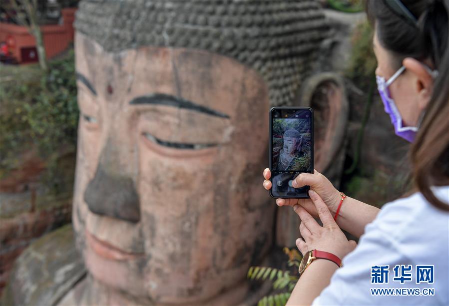 (社會)(3)樂山大佛景區恢復開放