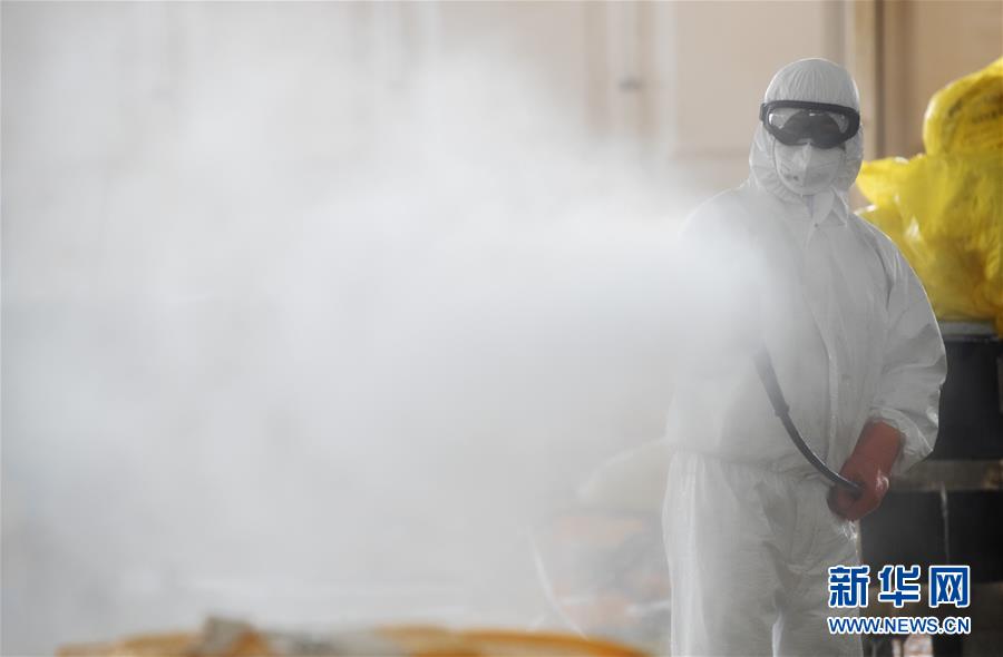 (聚焦疫情防控·圖文互動)(6)“隱蔽”防線上的阻擊戰——武漢醫療廢物處理從“全線告急”到“日產日清”