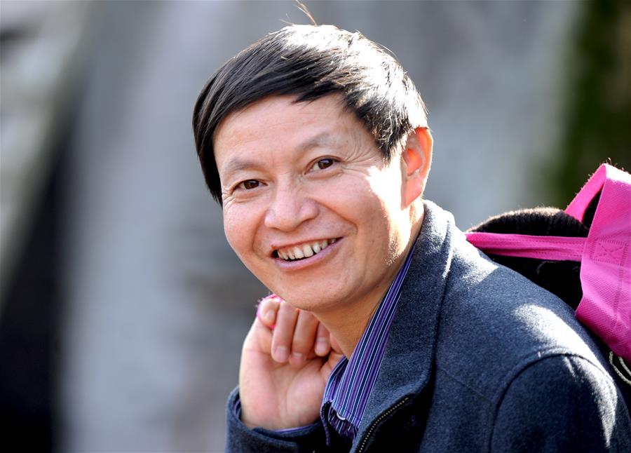 (為了民族復(fù)興·英雄烈士譜·圖文互動(dòng))“趕在死之前交出滿意答卷”——勤政為民的好書(shū)記文建明