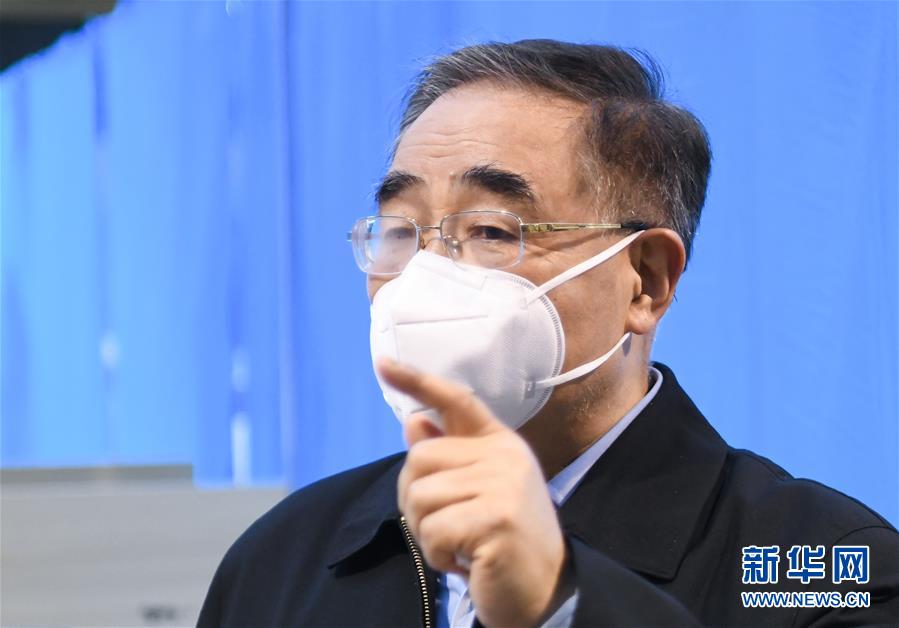 (聚焦疫情防控·圖文互動)(7)分秒必爭!一切為了治病救人——中國抗疫生命至上的生動實踐