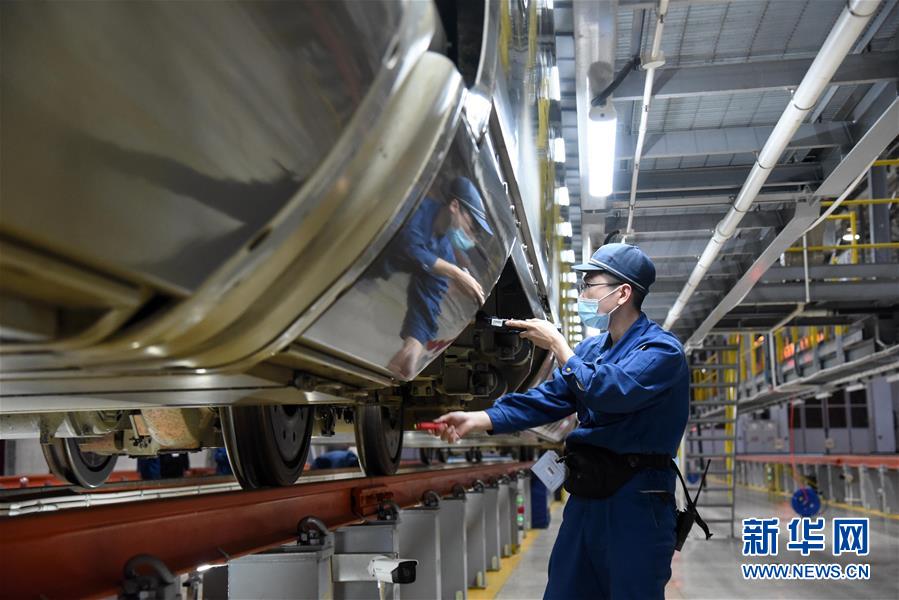 (圖文互動)(6)“看不見”的勞動者