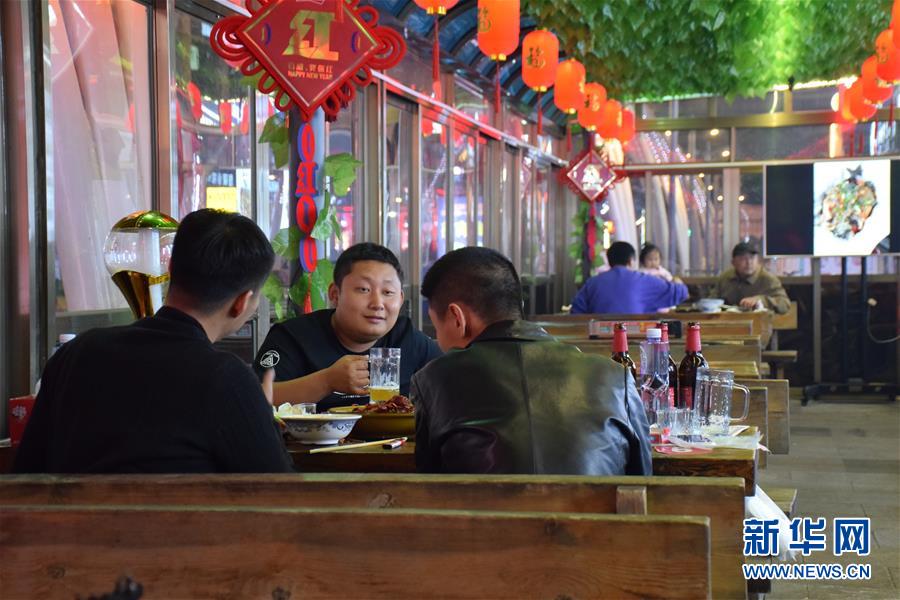 (圖文互動)(1)天津:“夜經濟”為“疫”后城市帶來生機
