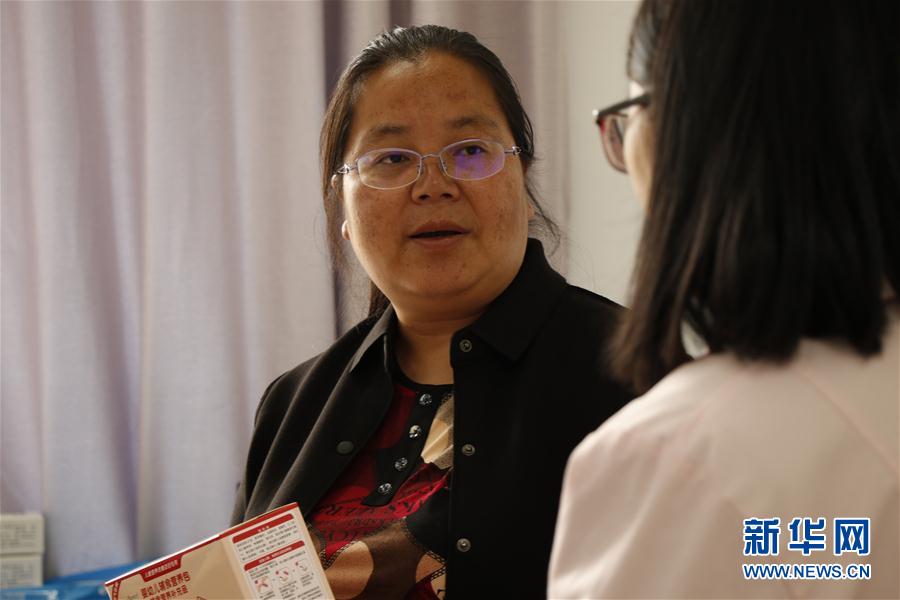 (代表委員履職·圖文互動(dòng))(3)為百姓健康奔走——全國人大代表胡阿羅履職記