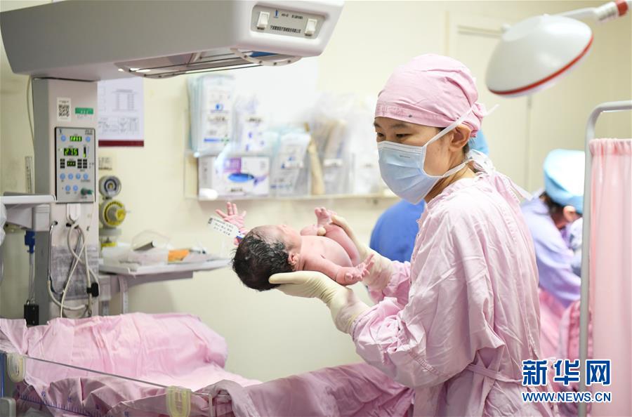 （新華全媒頭條·圖文互動）（5）“我看不見你的樣子，但我知道你是誰”——寫在國際護士節來臨之際