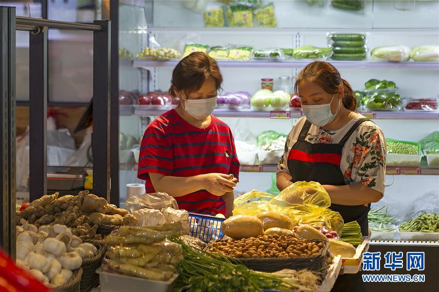 （圖文互動）（3）告別臟亂，留住溫情——上海鬧市小菜場見聞