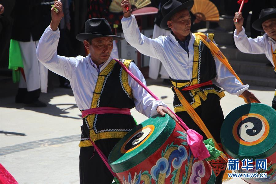 (圖文互動(dòng))(3)高原追夢人守護(hù)非遺“活化石”