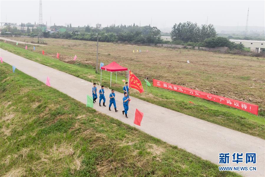 （防汛抗洪&middot;圖文互動(dòng)）（7）在大堤上成長，為人民守護(hù)&mdash;&mdash;洪水中的青年&ldquo;生力軍&rdquo;