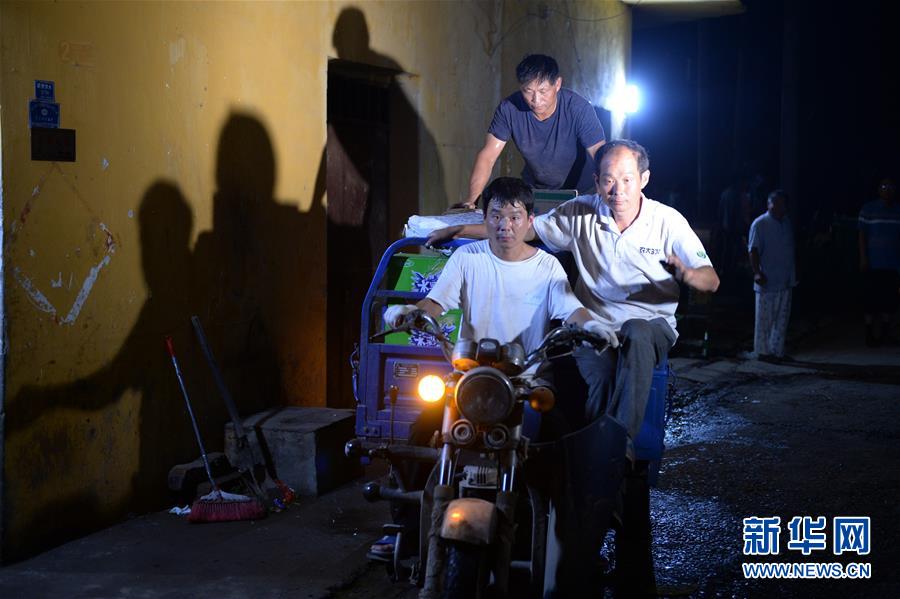 (防汛抗洪)(4)淮河蒙洼蓄洪區深夜轉移