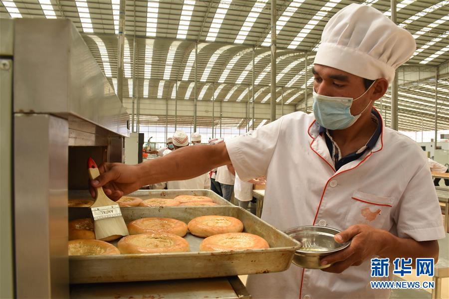 (決戰決勝脫貧攻堅·圖文互動)(3)新疆喀什:馕產業助脫貧