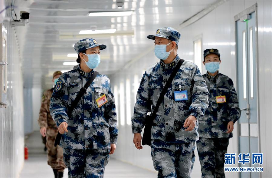 (圖文互動)(6)“白衣戰士”在沖鋒——記“最美新時代革命軍人”仲月霞