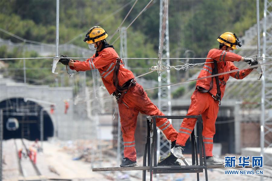 (新華全媒頭條·走向我們的小康生活·圖文互動)(4)弱鳥先飛今翱翔——閩東寧德振興啟示錄