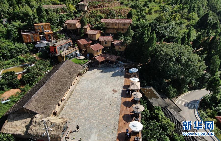 (決戰決勝脫貧攻堅·圖文互動)(1)“三峽第一村”脫貧記