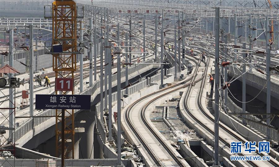 (新華全媒頭條·圖文互動(dòng))(12)“1毫米”之內(nèi)的智慧與引領(lǐng)——寫在智能高鐵京雄城際全線軌道貫通之際