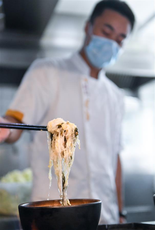 （在習近平新時代中國特色社會主義思想指引下——新時代新作為新篇章·習近平總書記關切事·圖文互動）（1）讓“舌尖上的節約”成為習慣——全社會營造浪費可恥、節約為榮的氛圍掃描