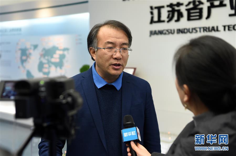 (在習(xí)近平新時(shí)代中國特色社會(huì)主義思想指引下——新時(shí)代新作為新篇章·習(xí)近平總書記關(guān)切事·圖文互動(dòng))(5)“從0到1”的堅(jiān)守與突破:攀登科學(xué)高峰的那些“一生一事”