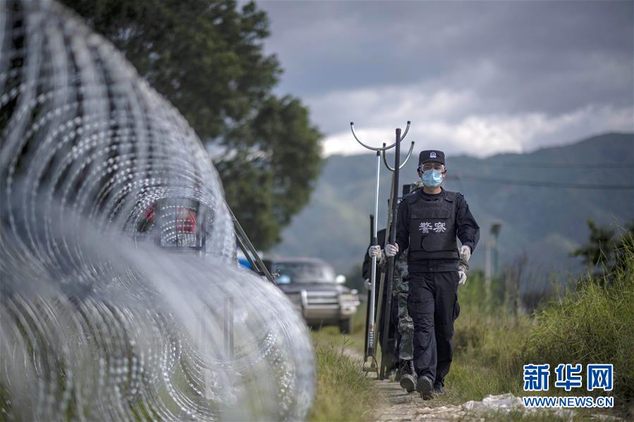 (熱點鮮報·圖文互動)(9)應(yīng)戰(zhàn)陸路輸入疫情——云南瑞麗抗疫七日記