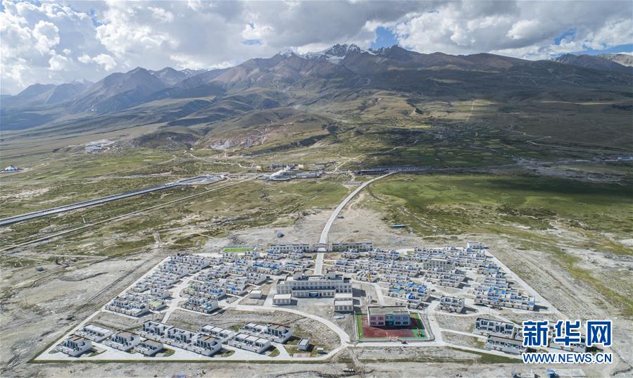 （新華全媒頭條·走向我們的小康生活·圖文互動）（1）扎西德勒，我們的新家園——西藏易地扶貧搬遷搬出幸福美好新生活