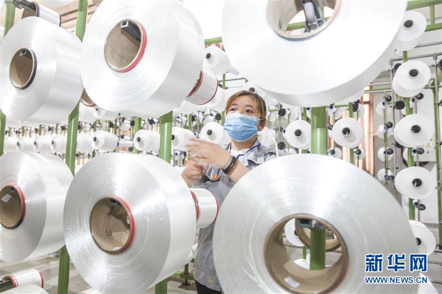 (新華全媒頭條·圖文互動(dòng))(7)奮斗結(jié)碩果,再寫新篇章——寫在共和國(guó)71周年華誕之際