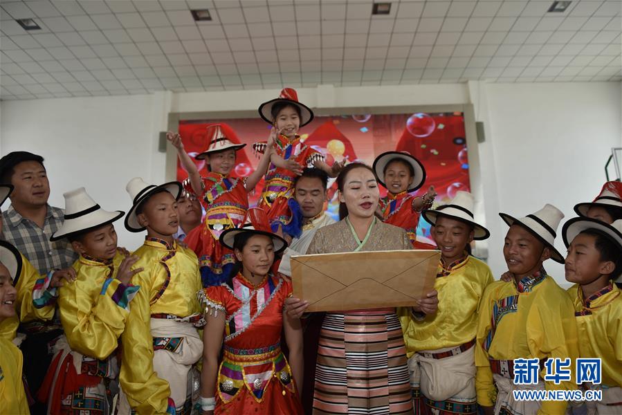 (集中連片特困地區貧困村調研行·圖文互動)(1)長江源村人的兩個家和幸福夢——青海格爾木市長江源村脫貧調查