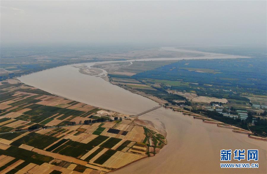 (新華全媒頭條·圖文互動)(2)從“四亂”突出到生態修復 黃河漸成中原“綠飄帶”