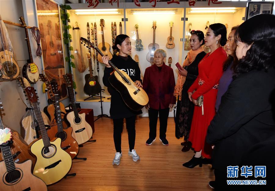 (全面建成小康社會“百城千縣萬村調研行”·圖文互動)(3)河北周窩:“音樂小鎮”奏響鄉村振興協奏曲