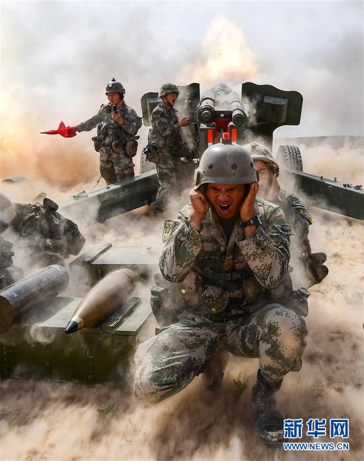 (新華全媒頭條·圖文互動(dòng))(9)沿著中國(guó)特色強(qiáng)軍之路闊步前進(jìn)——黨中央、中央軍委領(lǐng)導(dǎo)推進(jìn)國(guó)防和軍隊(duì)建設(shè)70年紀(jì)實(shí)