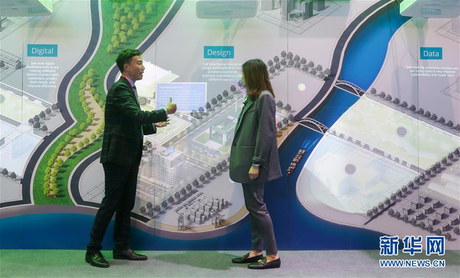 (在習(xí)近平新時(shí)代中國(guó)特色社會(huì)主義思想指引下——新時(shí)代新作為新篇章·總書記關(guān)切開放事·圖文互動(dòng))(6)中國(guó)市場(chǎng)這么大這么開放,我們一定要深耕——來自進(jìn)博會(huì)參展外商的故事