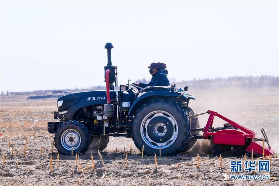 （在習近平新時代中國特色社會主義思想指引下——新時代新作為新篇章·習近平總書記關(guān)切事·圖文互動）（8）讓百姓吃得飽還要吃得好——夯實糧食安全基礎端牢中國飯碗