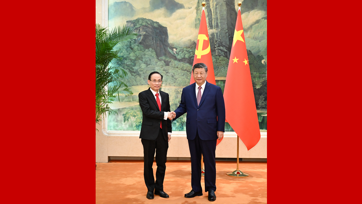 習近平會見越共中央總書記特使黎懷忠