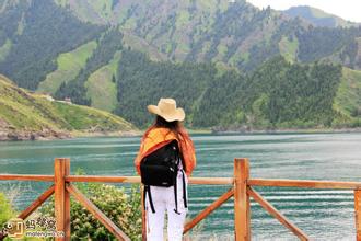 &ldquo;萬個故事獻(xiàn)祖國&rdquo;唱響全國 &ldquo;新疆好故事&rdquo;海內(nèi)外點贊