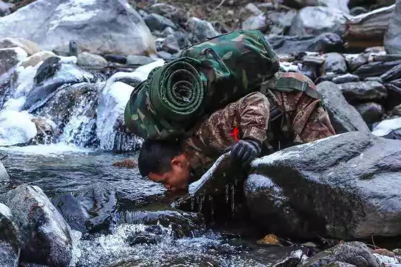 你是人間的大英雄！