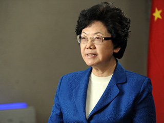 大醫(yī)院人滿為患，社區(qū)醫(yī)院門可羅雀怎么破？