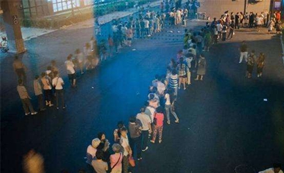 大醫(yī)院人滿為患，社區(qū)醫(yī)院門可羅雀怎么破？